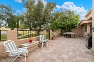 Photo #5: 6679270 Listing