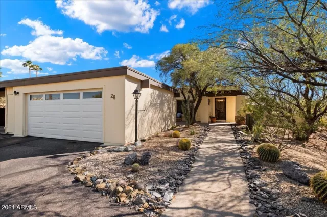 MLS: 6679395 Condo For Sale