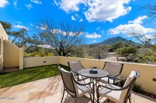 Photo #4: 6679395 Listing