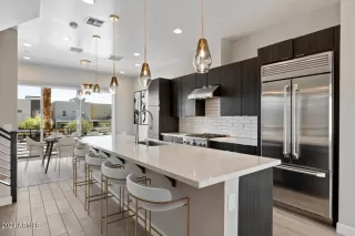 Photo #2: 6679438 Listing