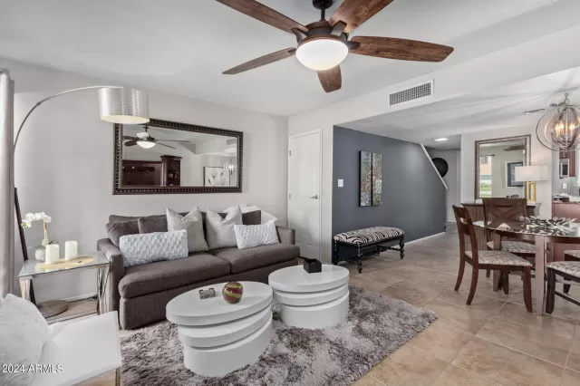 MLS: 6679528 Condo For Sale