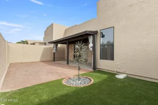 Photo #4: 6679589 Listing