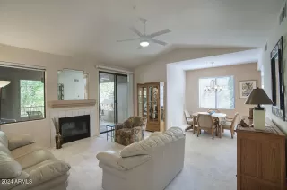 Photo #1: 6679942 Listing