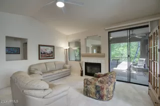 Photo #2: 6679942 Listing