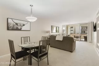 Photo #2: 6679951 Listing 