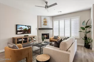 Photo #5: 6680057 Listing