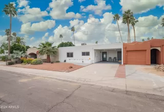 Photo #2: 6680205 Listing