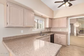 Photo #3: 6680498 Listing