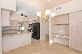 Photo #6: 6680498 Listing