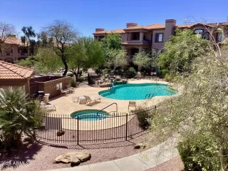 Photo #1: 6680640 Listing 