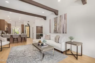 Photo #2: 6680691 Listing