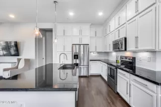 Photo #1: 6680763 Listing