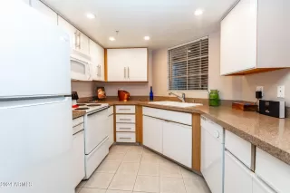 Photo #5: 6680955 Listing 