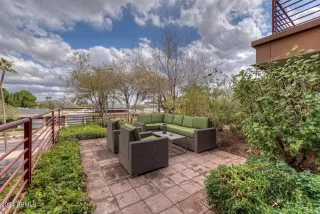 Photo #2: 6681152 Listing