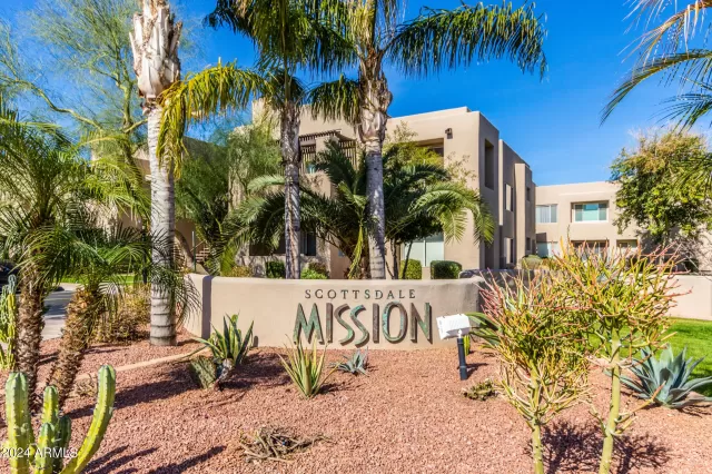 MLS: 6681155 Condo For Sale
