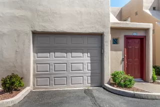 Photo #2: 6681155 Listing 