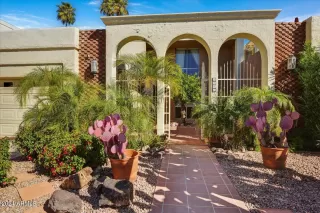 Photo #1: 6681294 Listing 