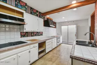 Photo #6: 6681294 Listing 