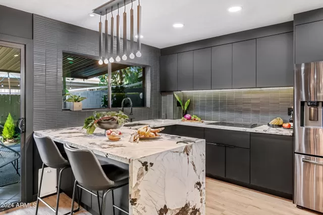 MLS: 6681363 Condo For Sale