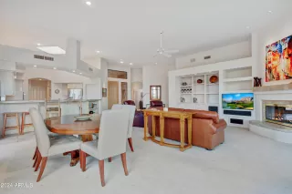 Photo #4: 6681433 Listing