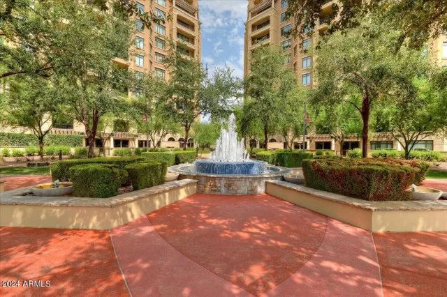 MLS: 6681562 Condo For Sale
