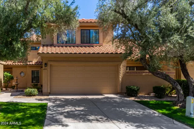 MLS: 6681575 Condo For Sale