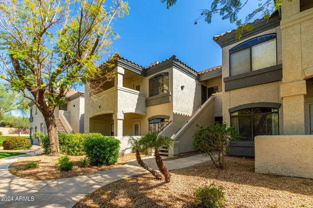 MLS: 6681599 Condo For Sale