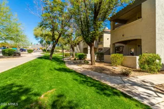 Photo #6: 6681599 Listing