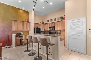 Photo #5: 6681610 Listing 