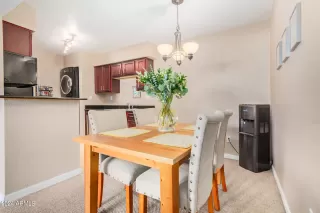 Photo #2: 6681613 Listing