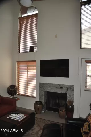 Photo #6: 6681724 Listing