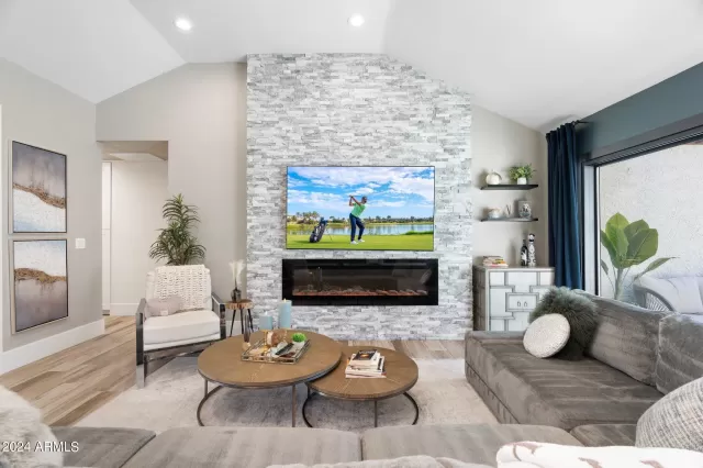 MLS: 6681766 Condo For Sale