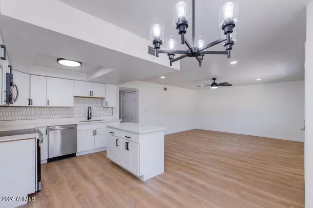 MLS: 6681856 Condo For Sale