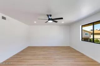 Photo #3: 6681856 Listing