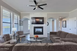 Photo #4: 6681979 Listing