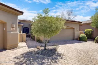 Photo #1: 6682233 Listing 