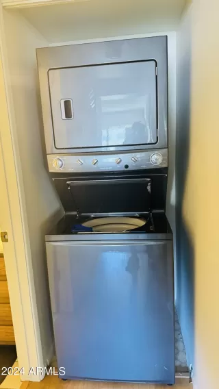Photo #4: 6682407 Listing 