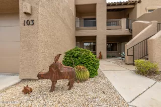 Photo #5: 6683056 Listing