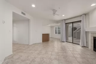 Photo #6: 6683156 Listing