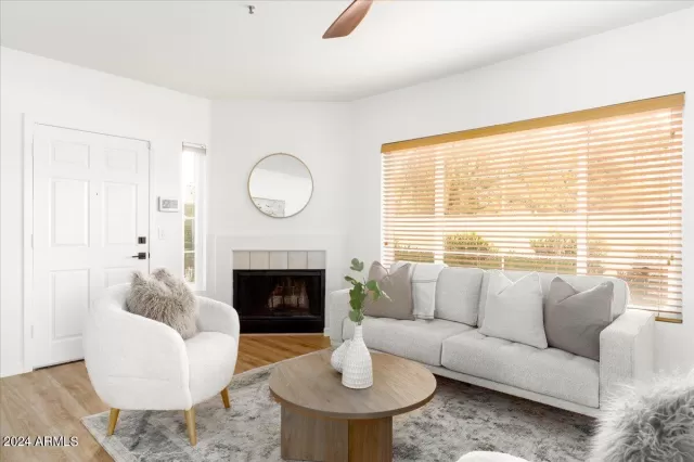 MLS: 6683283 Condo For Sale