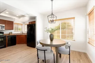 Photo #3: 6683283 Listing 