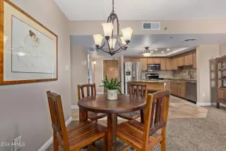 Photo #5: 6683346 Listing 