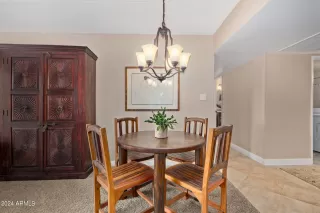Photo #6: 6683346 Listing 