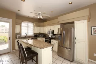 Photo #2: 6683637 Listing