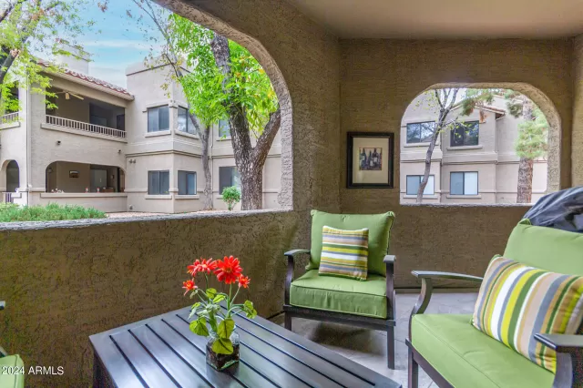 MLS: 6683686 Condo For Sale