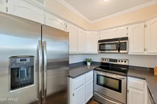 Photo #3: 6683794 Listing