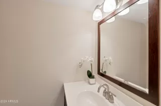 Photo #6: 6683794 Listing