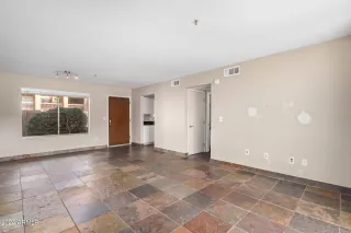 Photo #4: 6683816 Listing 