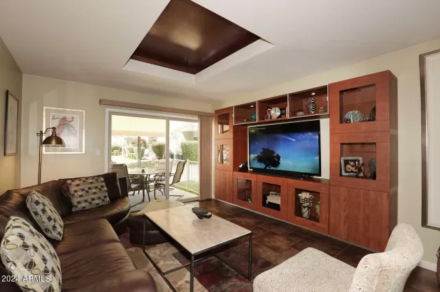 MLS: 6683957 Condo For Sale