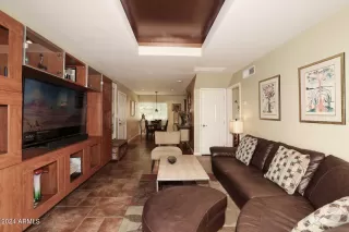 Photo #1: 6683957 Listing